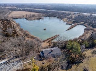 10264 Cemetery Rd, Argenta, IL 62501