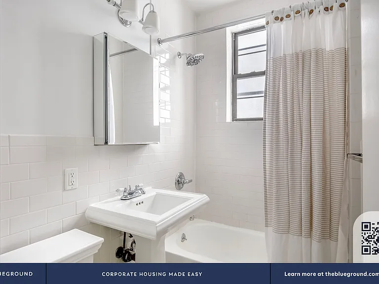 535 Hudson St #2D — Photo 10