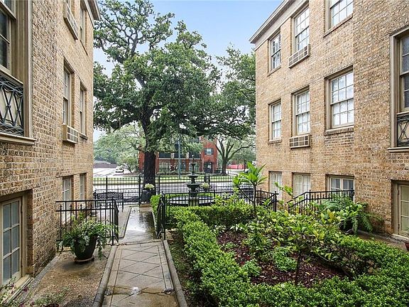 3rd image of 3300 Saint Charles Ave APT 9