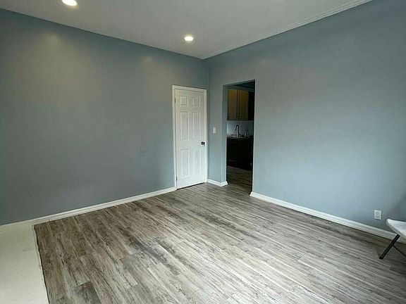 2nd image of 1508 Avenue S #2A