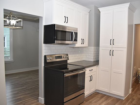 5th image of 2513 S Ainsworth Ave