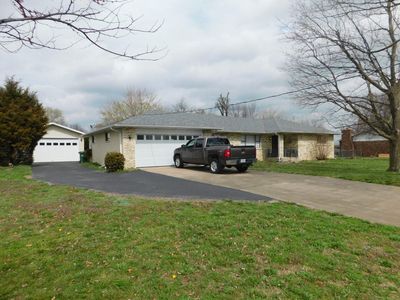128 E Hazel Street, Monett, MO, 65708