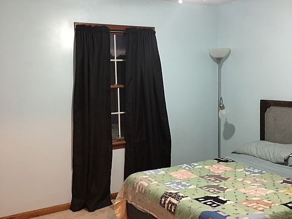 2nd image of 2737 Squire Ln