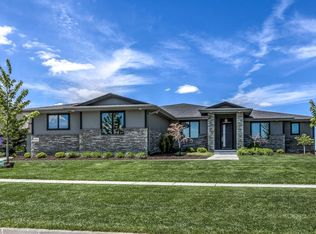 4202 N 265th St, Valley, NE 68064