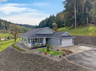 445 Madera Ln, Roseburg, OR 97471