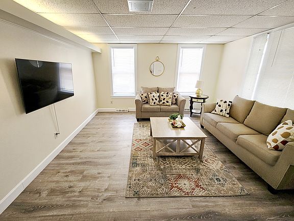 5th image of 754 Western Ave Floor 1
