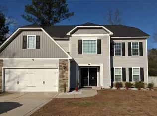 5604 Hickory Knoll Rd, Fayetteville, NC 28314
