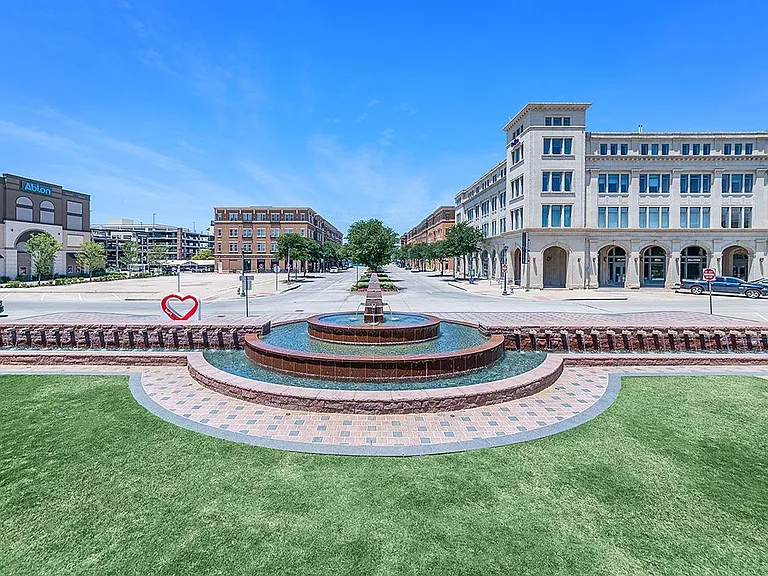 The Plaza at Frisco Square — Photo 37