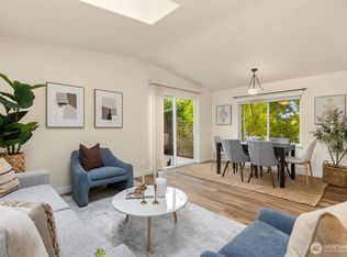 216 Madrona Way NE, Bainbridge Island, WA 98110