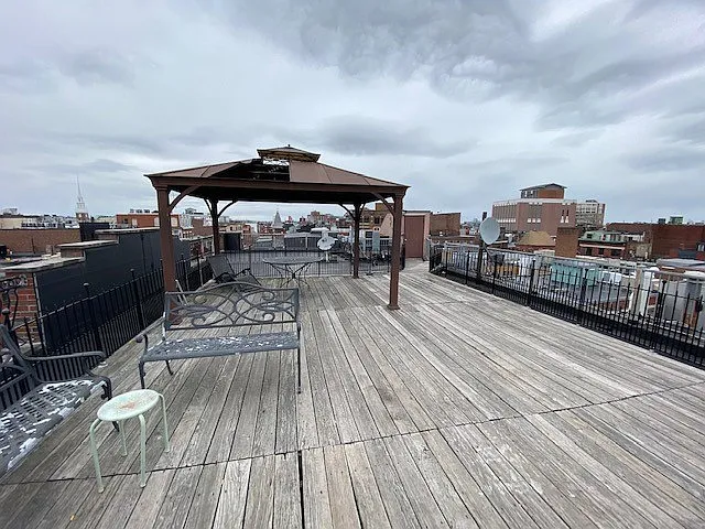 237 Hanover St #4B — Photo 14