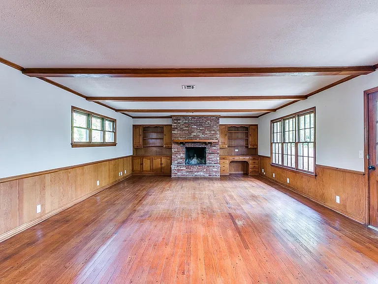 2221 Churchill Pl — Photo 30