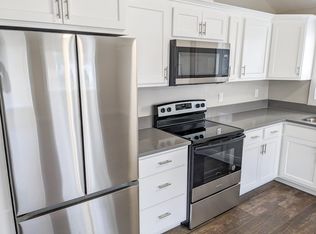 682 Hawthorne Ave NE, Salem, OR 97301