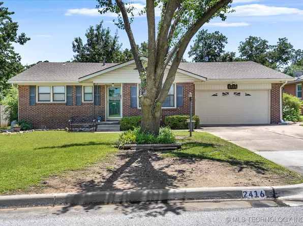 2416 W 45th Pl, Tulsa, OK 74107