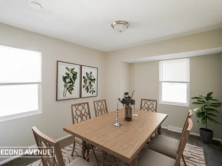 805 NW Canterbury Rd — Photo 7