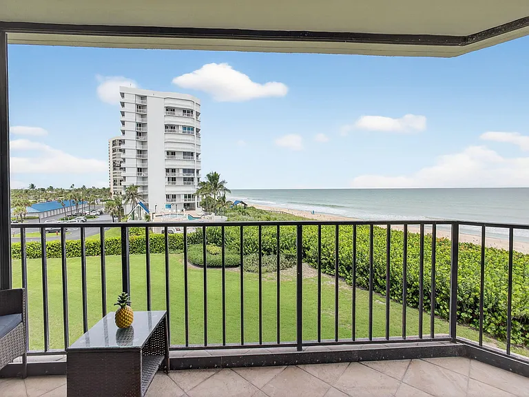 9650 S Ocean Dr #302 — Photo 46