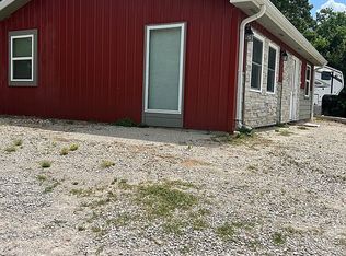62 Lamplight Ct, Lampe, MO 65681