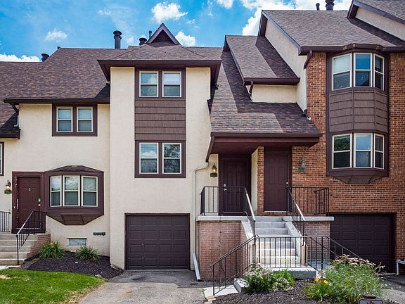 2nd image of 1963 Drury Ln #2015