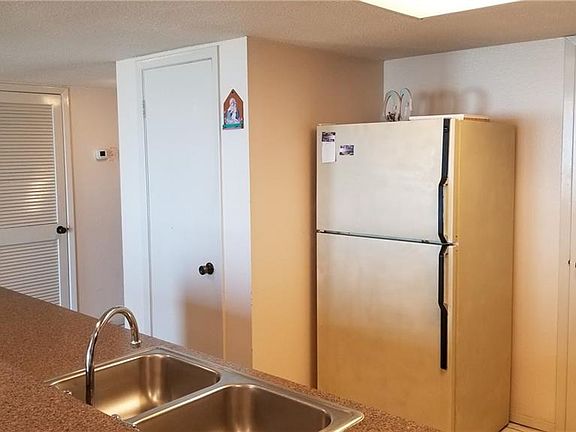 2nd image of 3400 Gulf Blvd