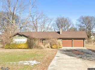 40 Dement Rd, Sikeston, MO 63801