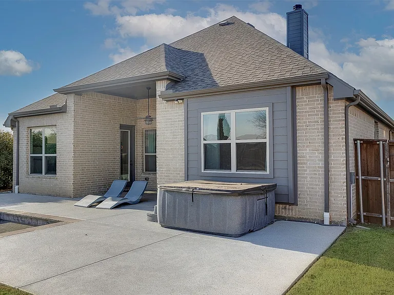 9817 Trail Map Dr — Photo 34