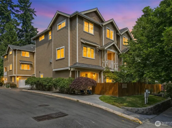 21410 50th Avenue W #2, Mountlake Terrace, WA 98043