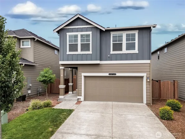 18712 Emmons Court E, Puyallup, WA 98374