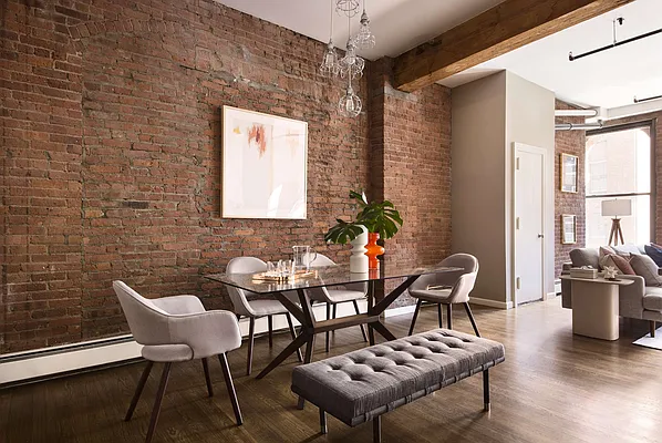 Sold by Stribling | media 5