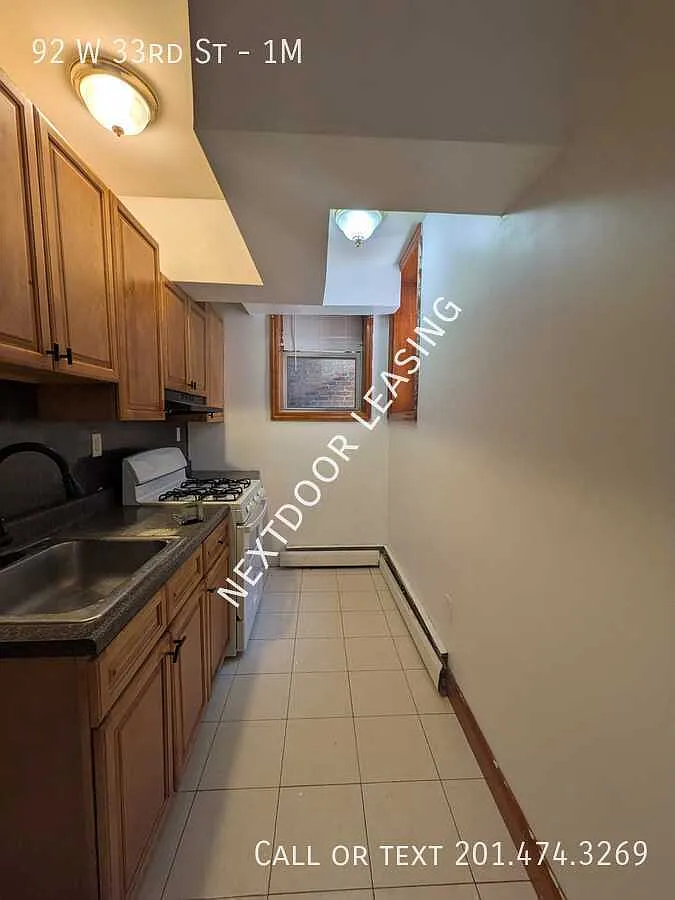 92 W 33rd St — Photo 3