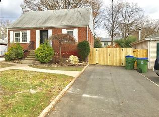 68 3rd St, Edison, NJ 08837