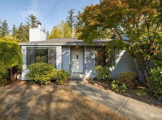 2525 Club Ct APT 301, Mount Vernon, WA 98273