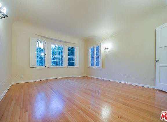 5th image of 826 S Stanley Ave