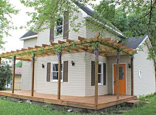 405 E Walnut St, Summitville, IN 46070