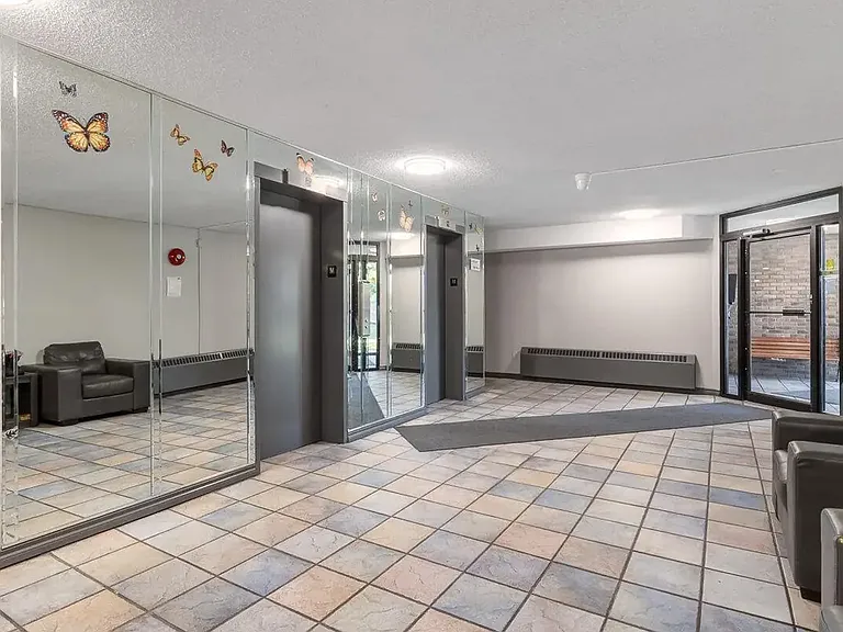 505 56th Ave SW #215 — Photo 45