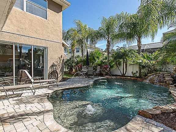 4th image of 12819 Stanwyck Cir