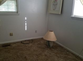 400 E Springfield Rd #12, High Point, NC 27263