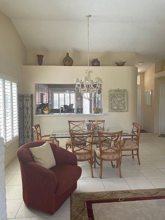 236 Vista Royale Circle East - SFR — Photo 4