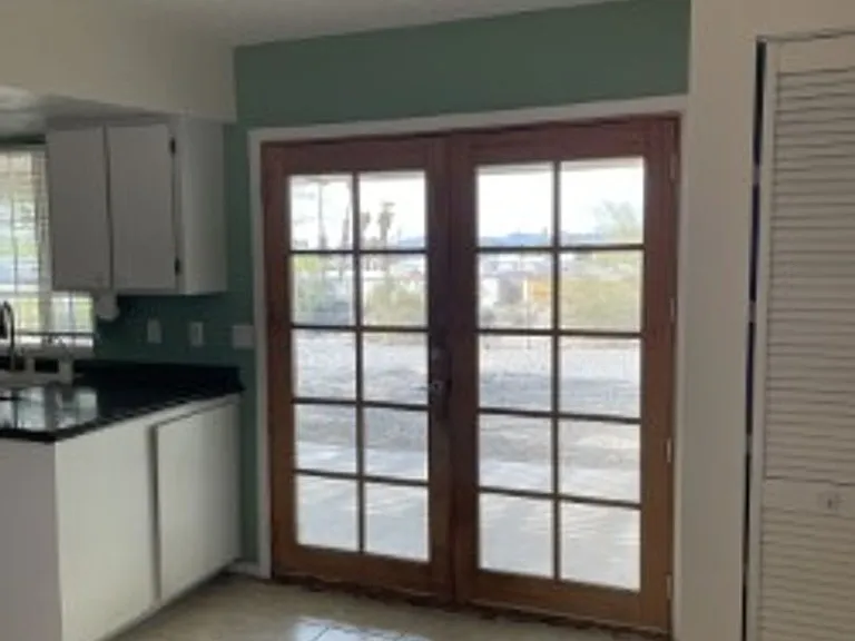 2543 Inverness Dr — Photo 12