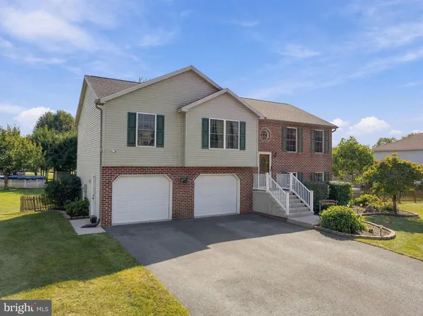 4440 Valley Cir #30, Fayetteville, PA 17222