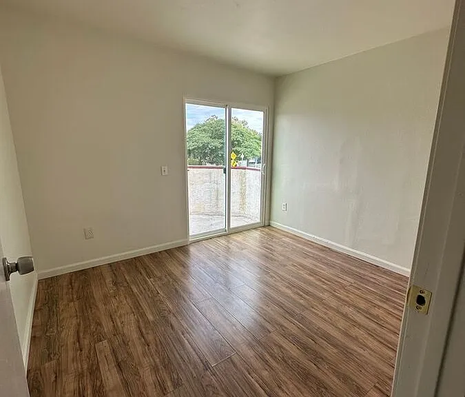 1540 Fern St #A — Photo 9