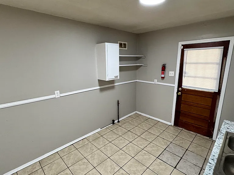 3056 Arrendale St — Photo 5
