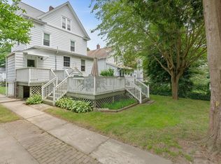24 Center St #B, New London, CT 06320