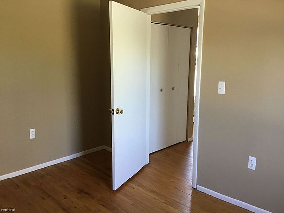 Bed Room to Hall