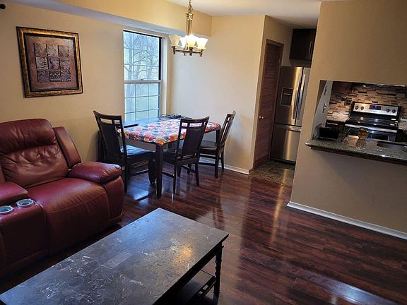5th image of 80 Kristin Cir APT 6