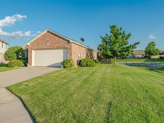 4th image of 12900 Glenville Ct