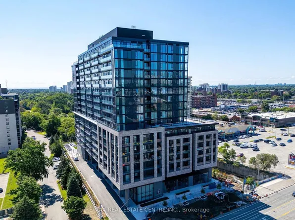 86 Dundas St E, Mississauga, ON