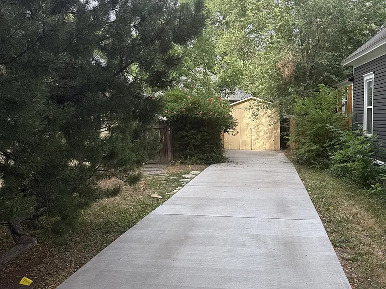 314 S Sherwood St — Photo 42