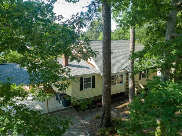 2813 Berkley Dr, Rocky Mount, NC 27803