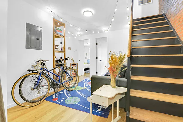 Rented by Highline Residential | media 10