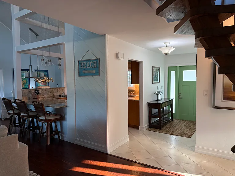 512 Periwinkle Way — Photo 15