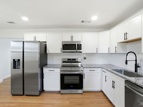 5th image of 6210 Long St